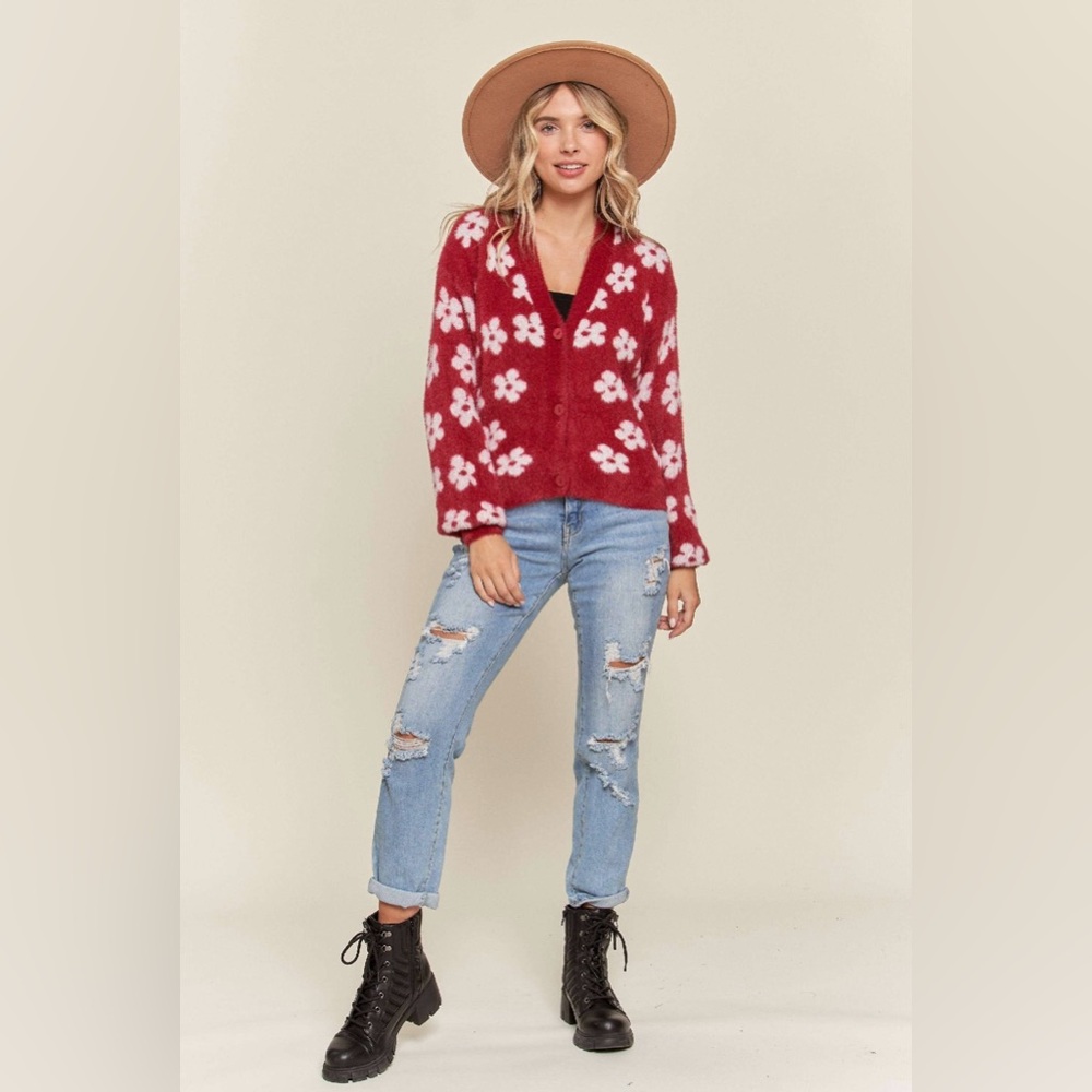 NWT Boutique Mae Fuzzy Floral Cropped Cardigan Sweater - Picture 4 of 6